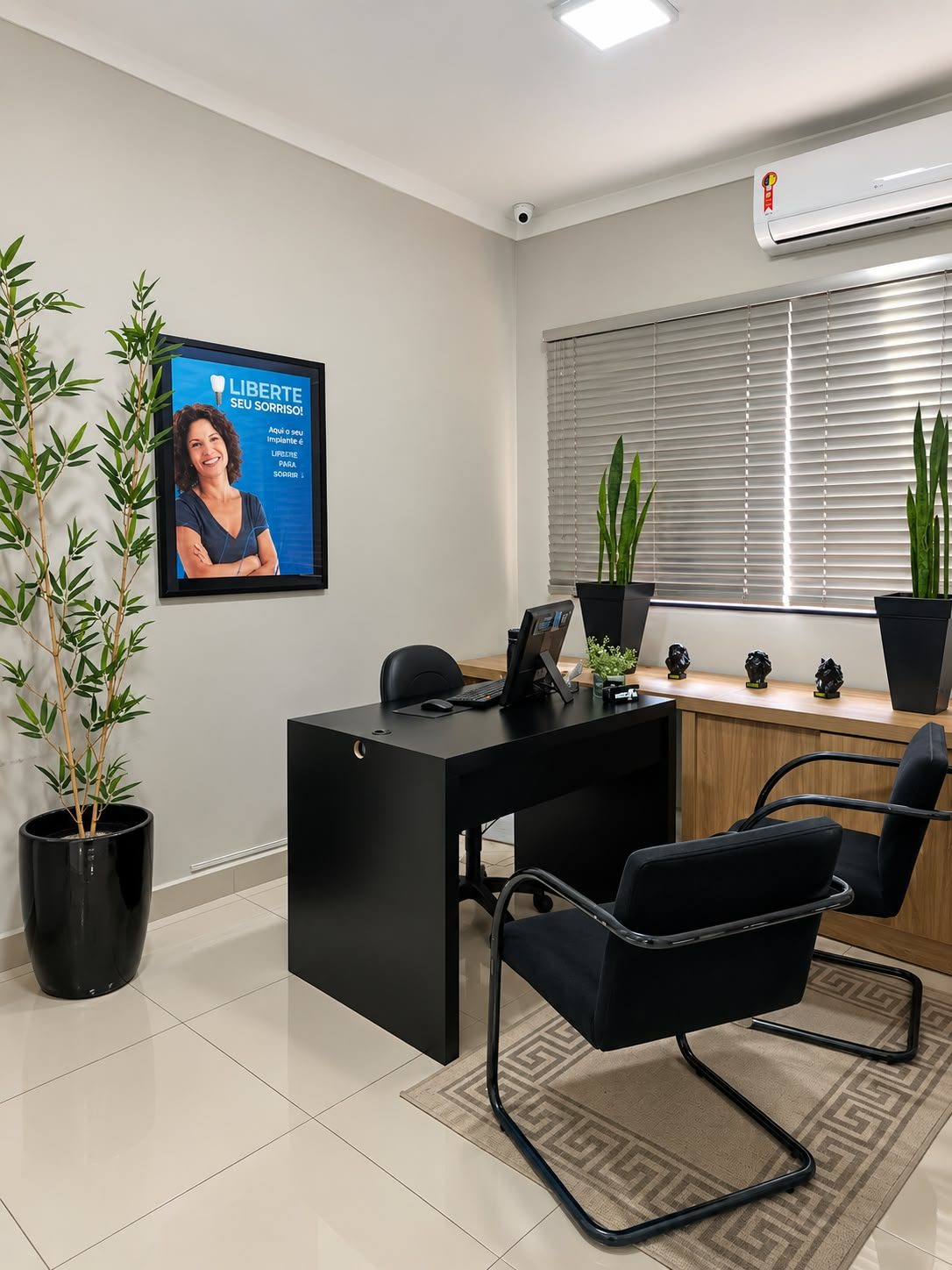 Sala de avaliação da Odontoclinic Sumaré, onde o plano de tratamento é apresentado